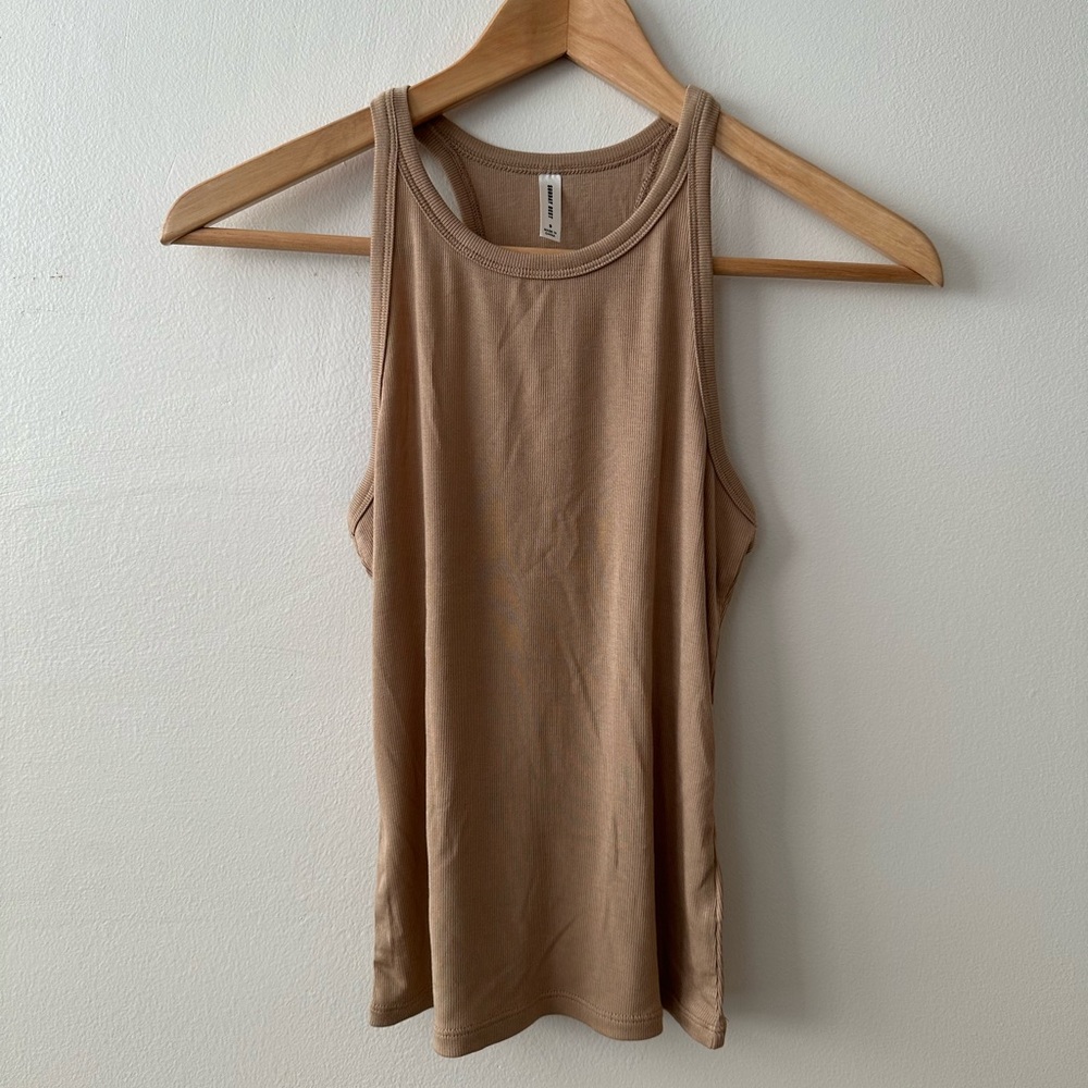 aritzia camel tank